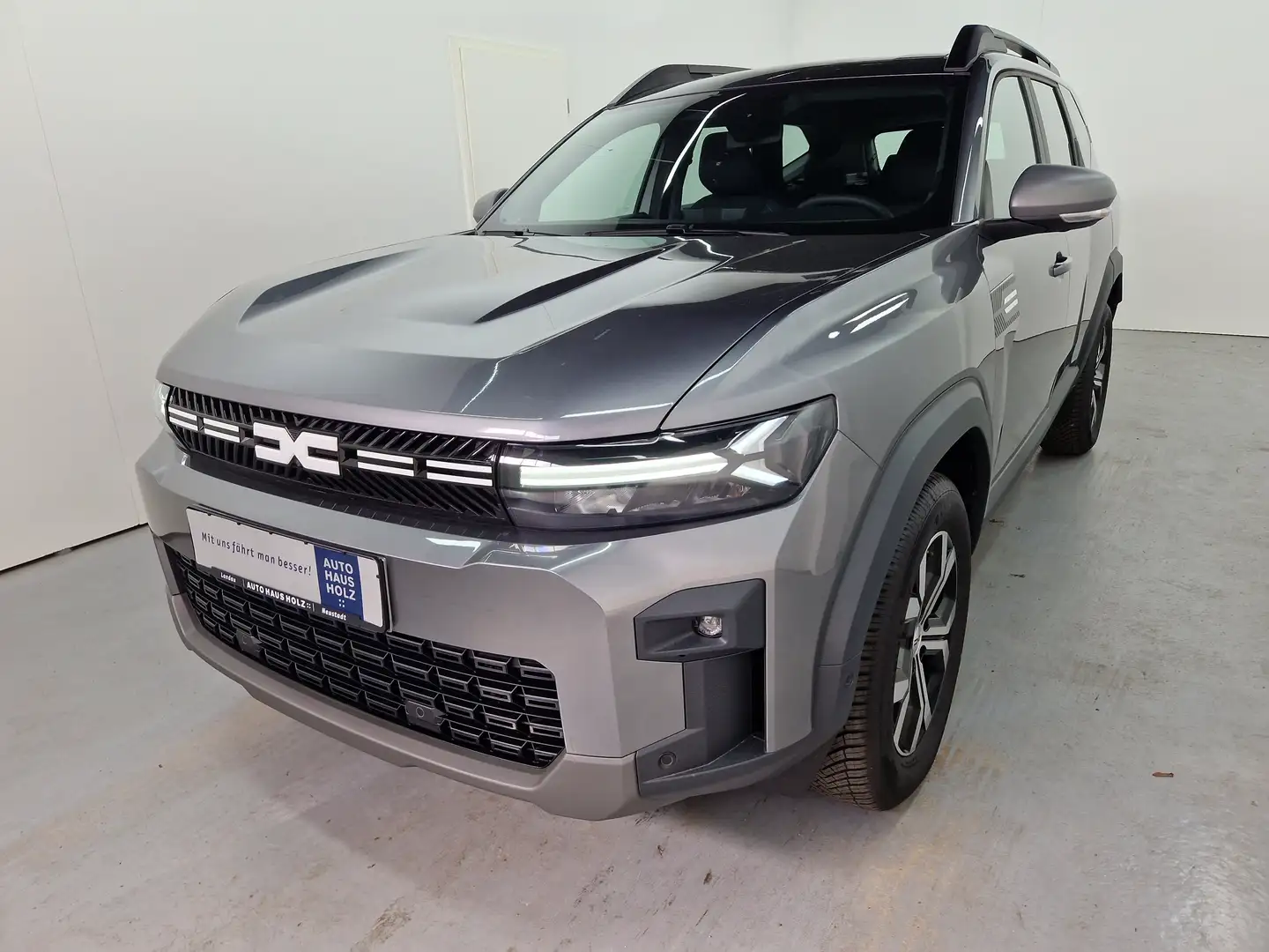 Dacia Bigster Expression TCe 130 4x4 Winterpaket Сірий - 1