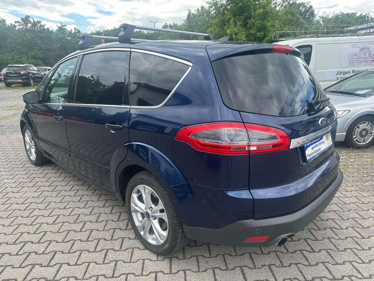 FORD S-MAX TITANIUM 7 places - 200 ch - CAMÉRA DE RECUL - VOLANT CUIR - TOIT PANORAMIQUE