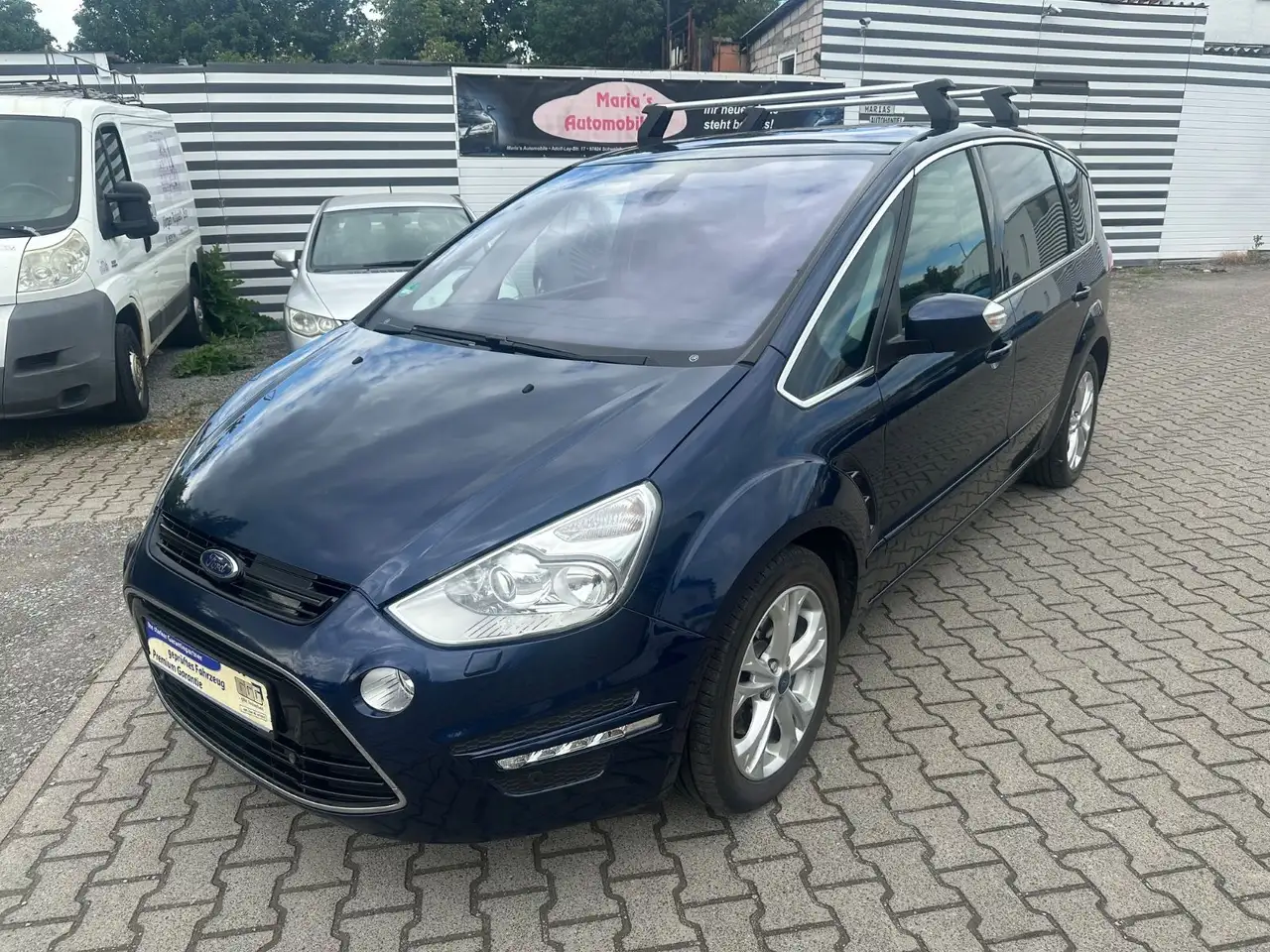 FORD S-MAX TITANIUM 7 places - 200 ch - CAMÉRA DE RECUL - VOLANT CUIR - TOIT PANORAMIQUE