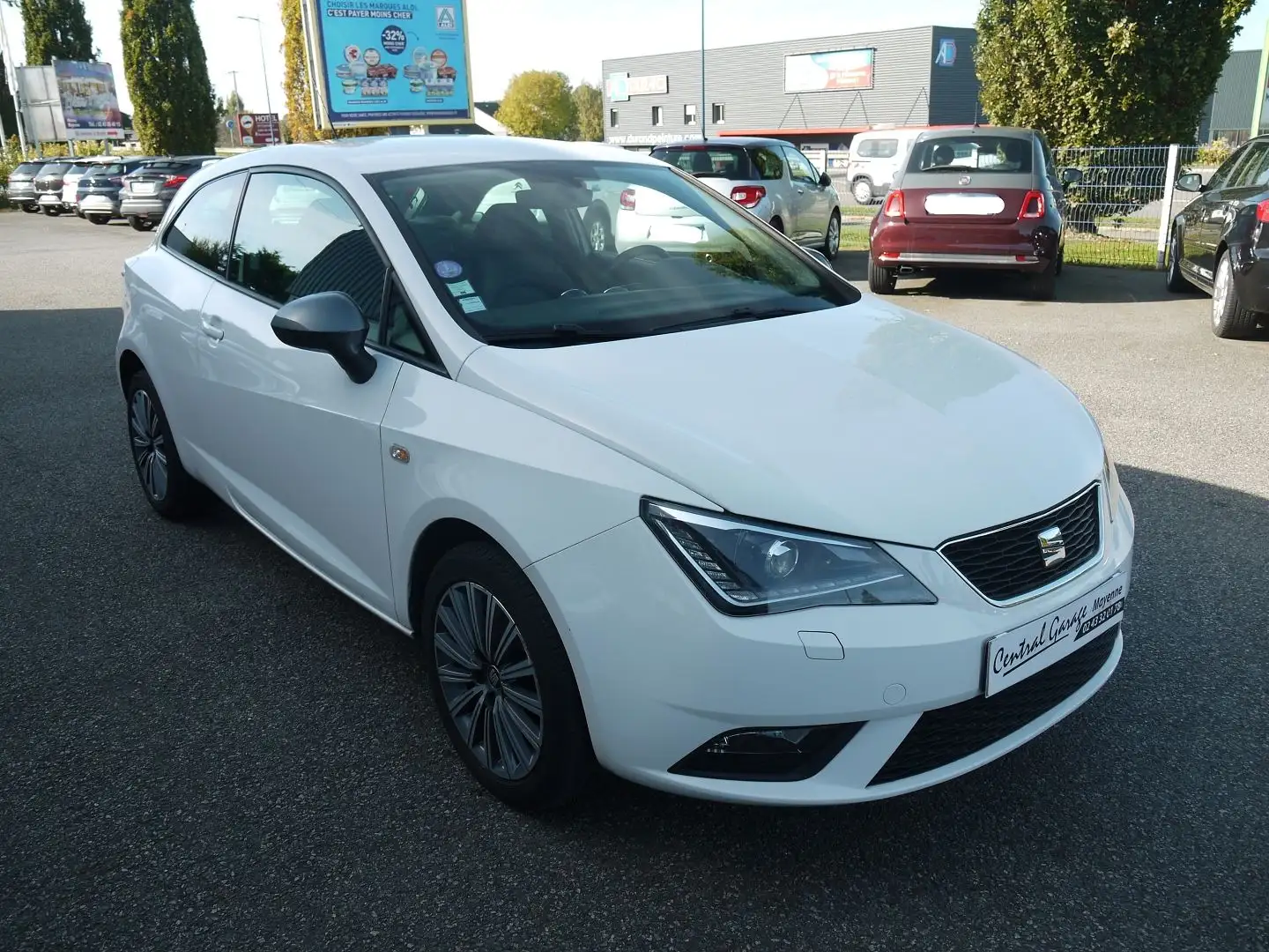 SEAT Ibiza 1.2 TSI 90CH CONNECT Blanc - 1