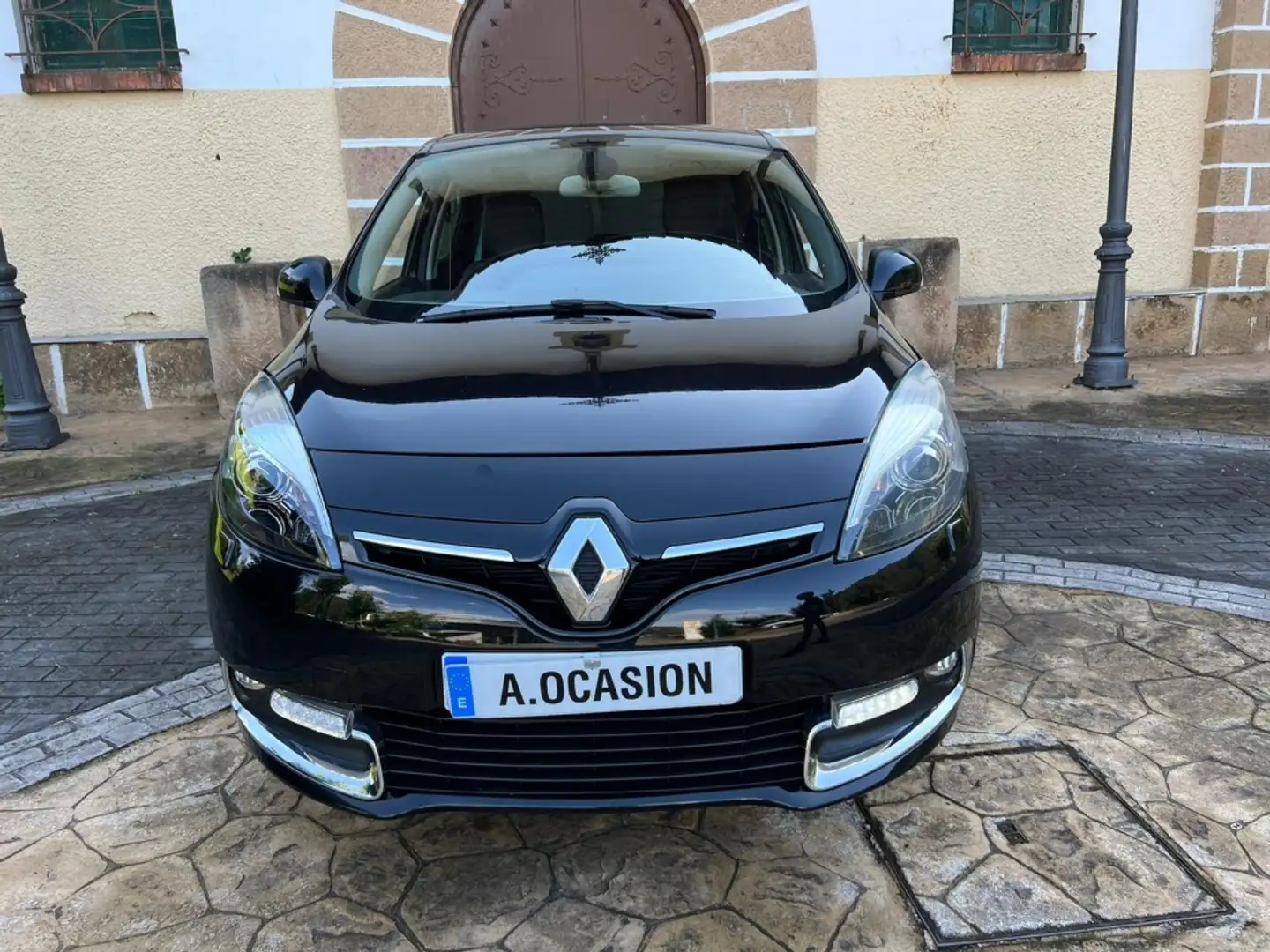 Renault Scenic 1.5dCi eco2 Energy Bose 110 Negro - 2