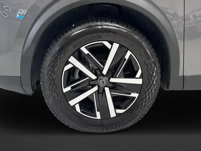 Peugeot 2008 view 10
