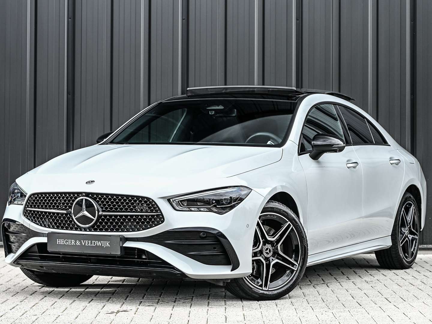 Mercedes CLA 250 E 250 AMG Line -  - Joinsteer - #1