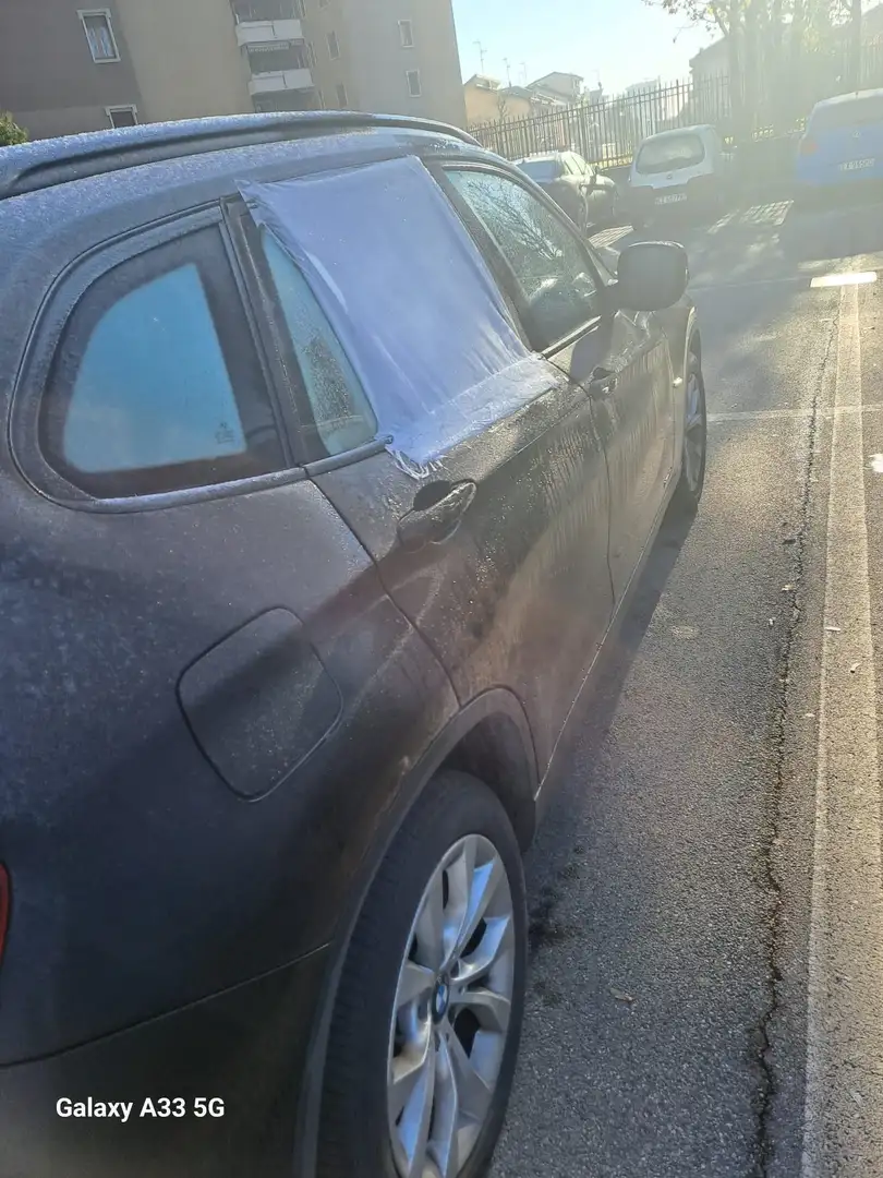 BMW X1 X1 xdrive18d Nero - 2