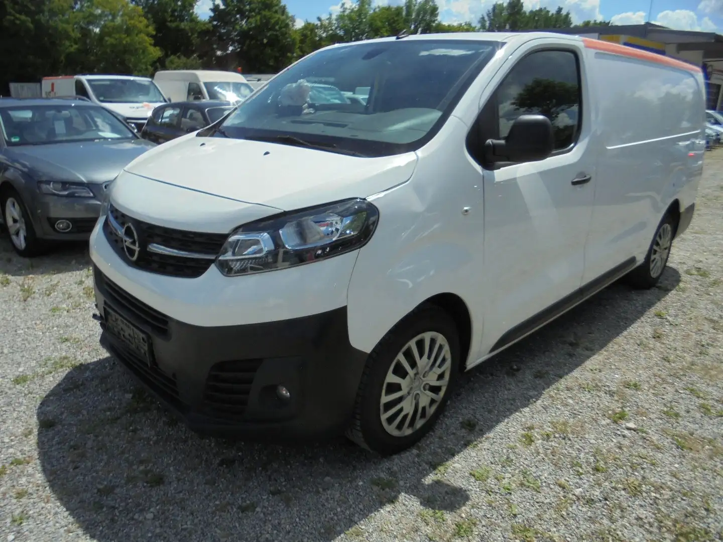 Opel Vivaro Kasten 2.0 D Edition L3 ~ 1.Hd ~ Navi ~ Weiß - 1