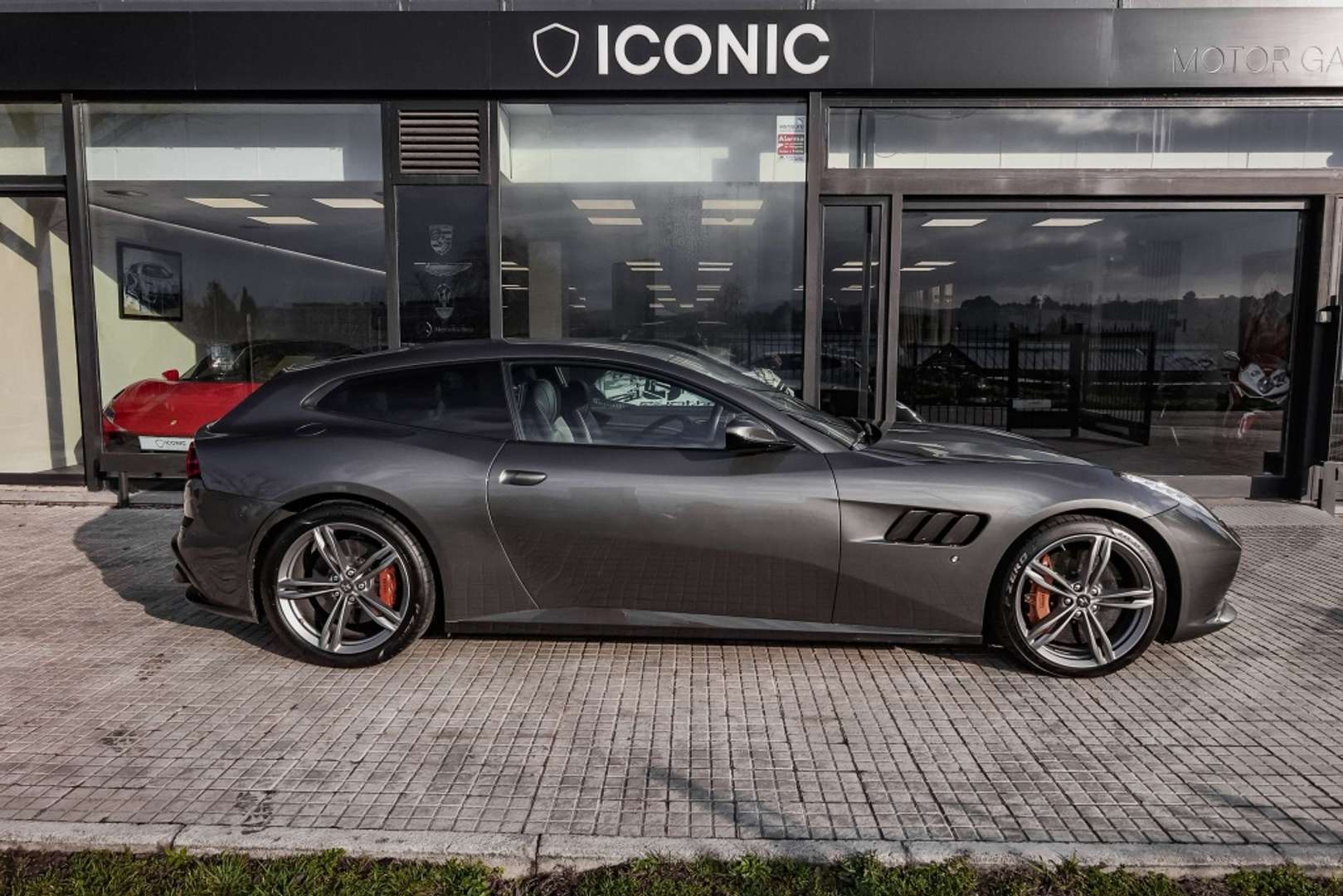 Ferrari GTC4Lusso -  - Joinsteer - #4