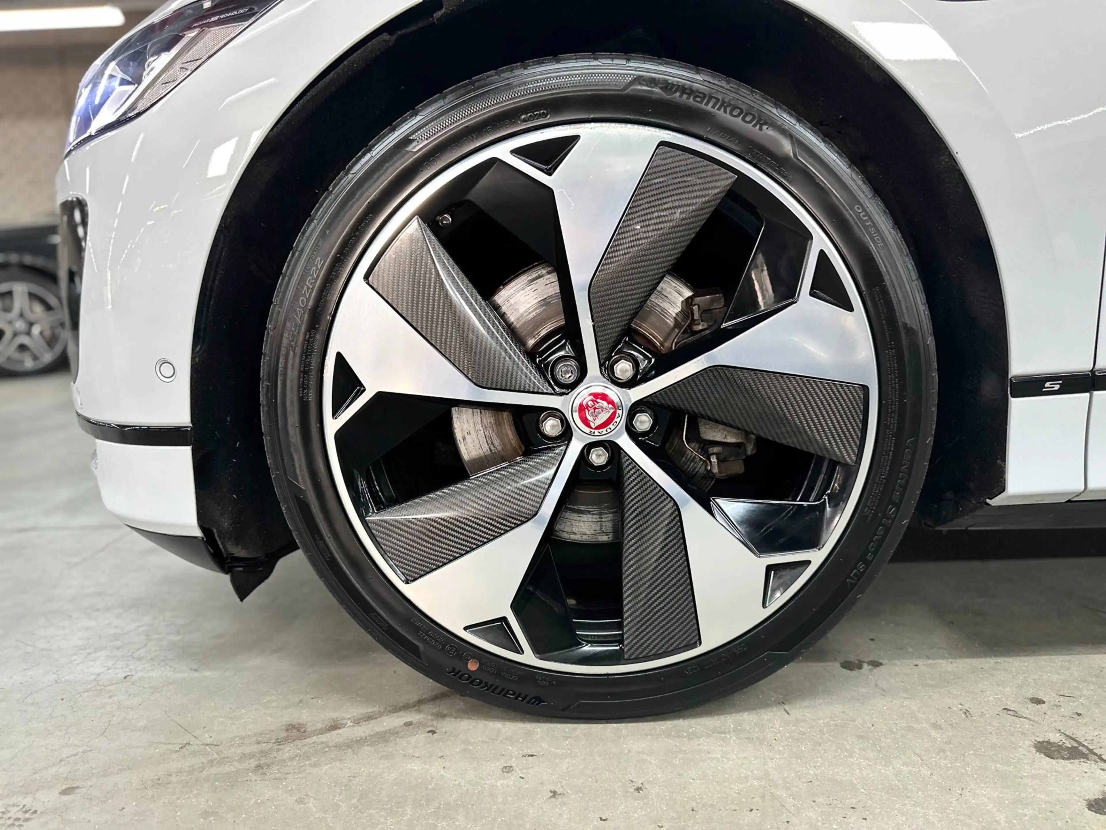 Jaguar I-Pace EV400 First Edition 90 kWh, Pano, Bucket seats — photo 8