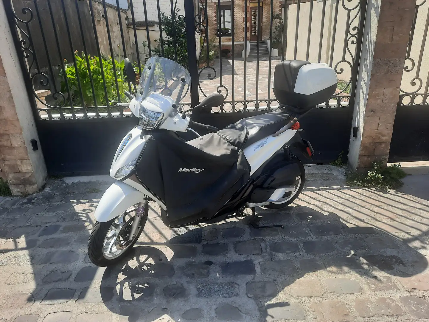 Piaggio Medley 125 Blanc - 2