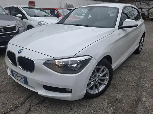 BMW 114 i 3p. Sport