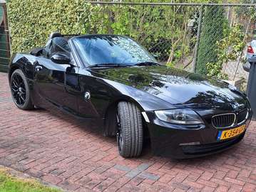 Prachtige BMW Z4 Cabrio/6 cilinder/automaat/Roadstar,bouwjaar 2006, 127.000 km.