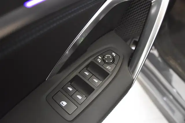 BMW X1 view 13