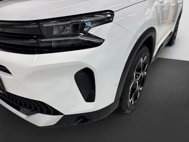 Citroen C5 Aircross view 9