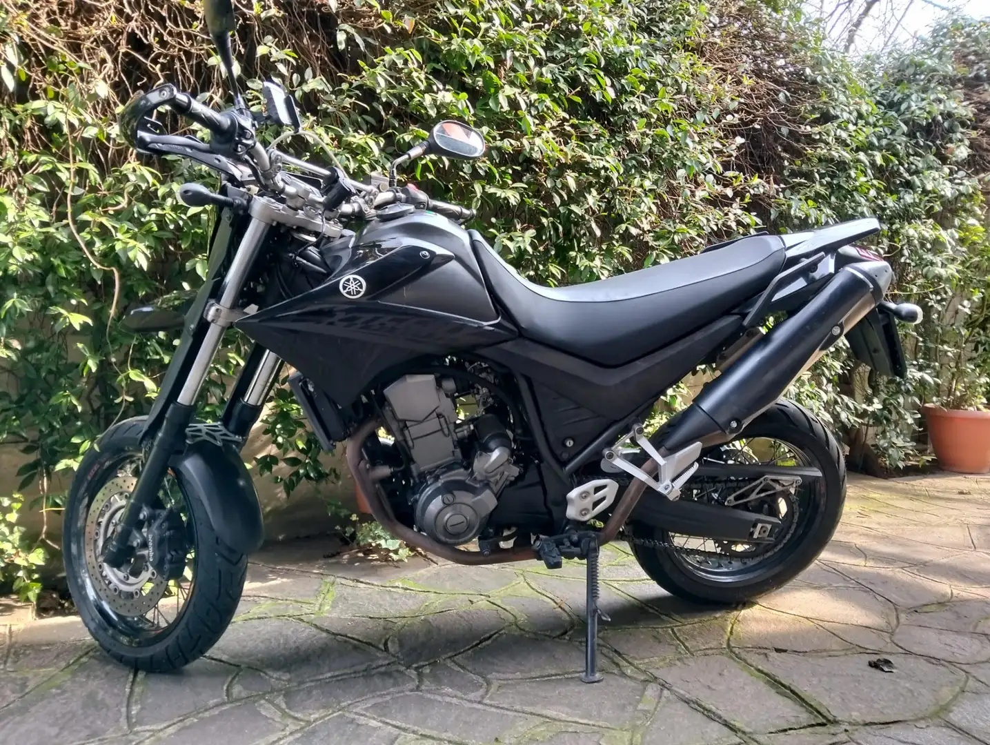 Yamaha XT 660 Negro - 2