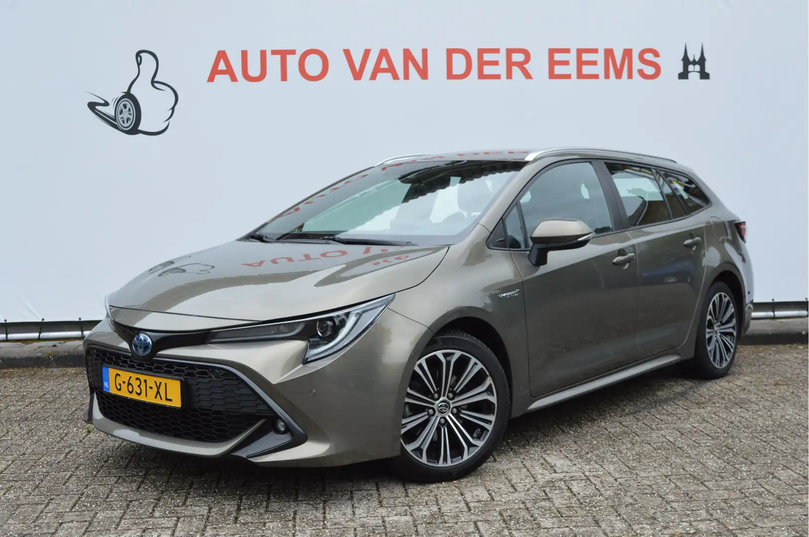 Toyota Corolla Touring Sports 2.0 Hybrid Busn. Intro Nap / Virtua Groen - 1