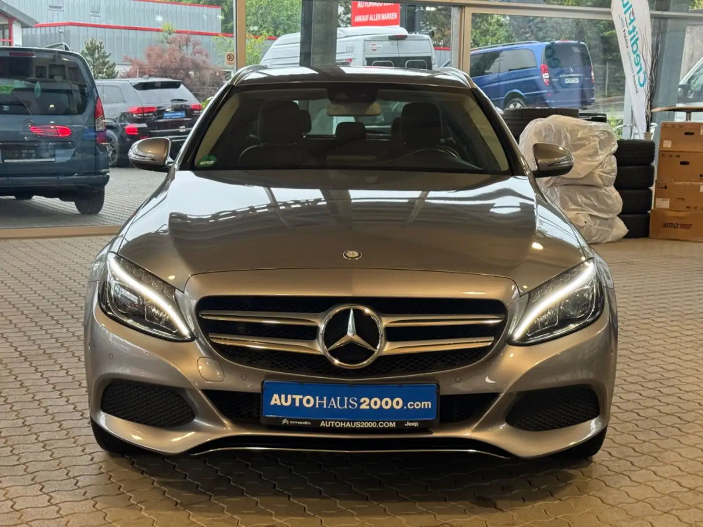 Mercedes-Benz C 350 T 7G-Automatik e-Hybrid/AVANTGARDE/AMB/NAV Silber - 2