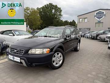 2.4 D5 AWD Momentum/SHZ/Leder/Tempo