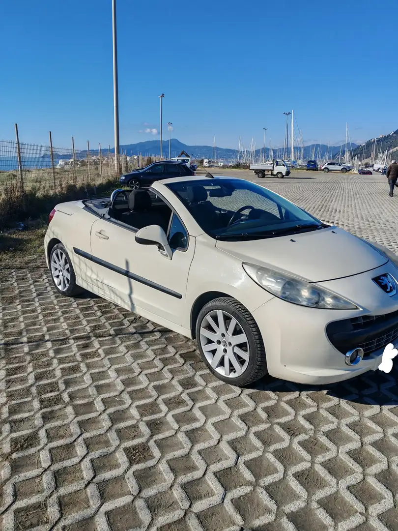 Peugeot 207 CC 1.6 hdi Feline fap - 1