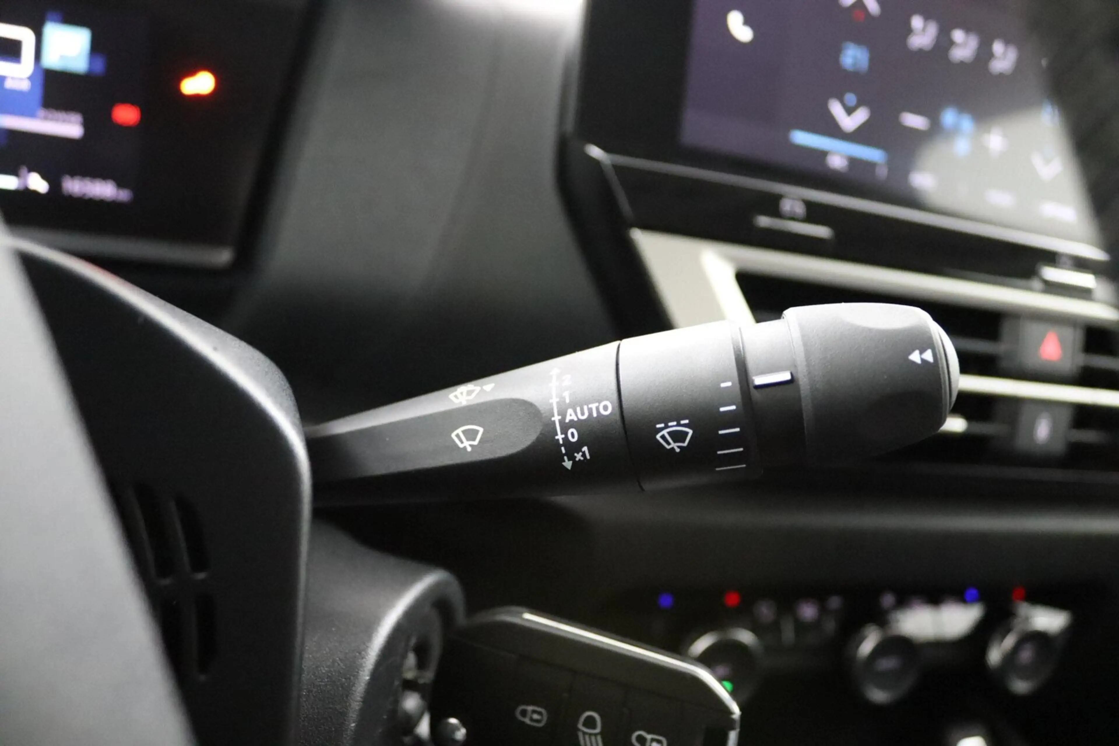 Citroen E-C4 Electric You 50 kWh — photo 21