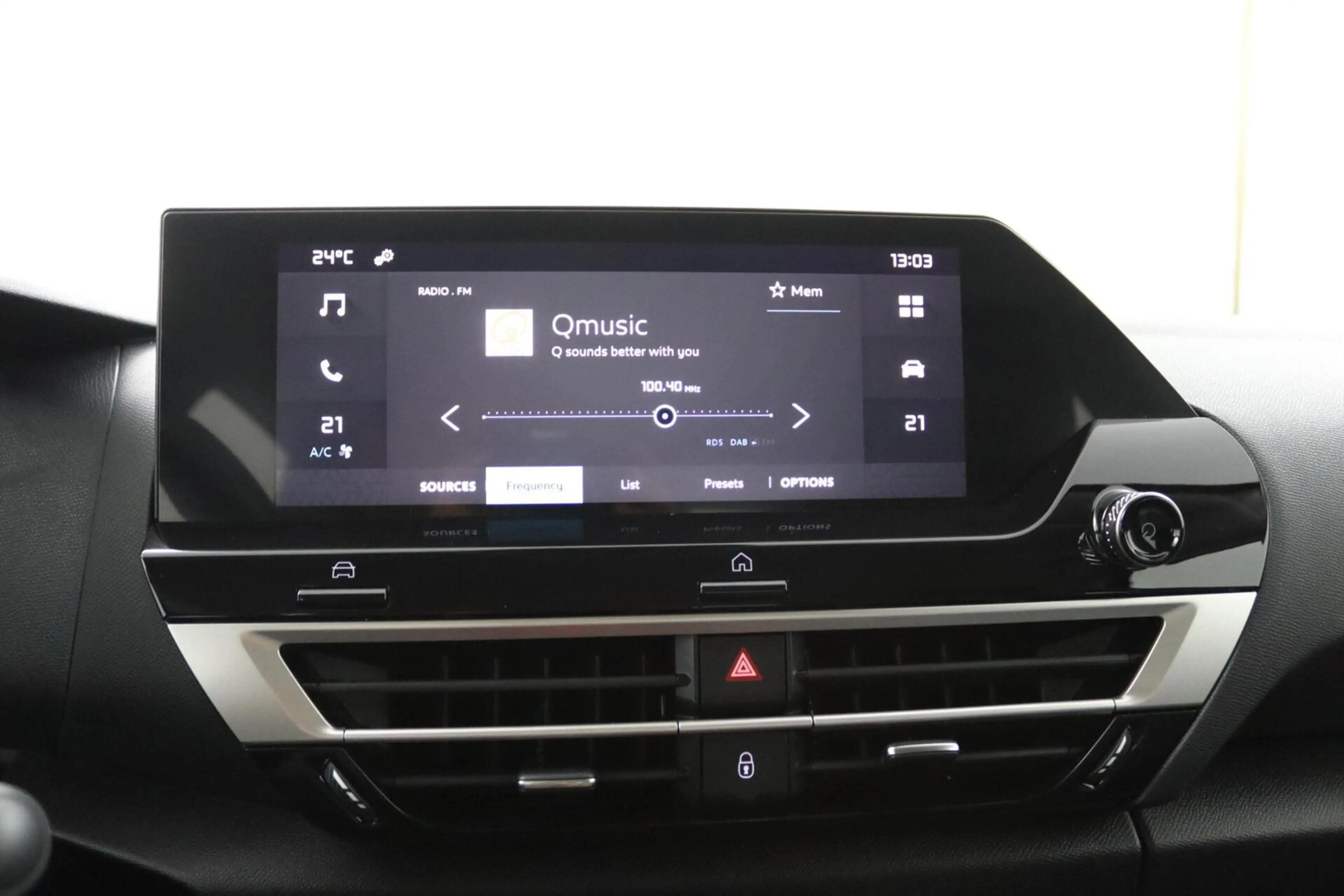 Citroen E-C4 Electric You 50 kWh — photo 8