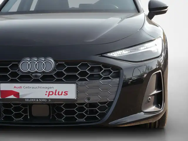 Audi A6 view 12