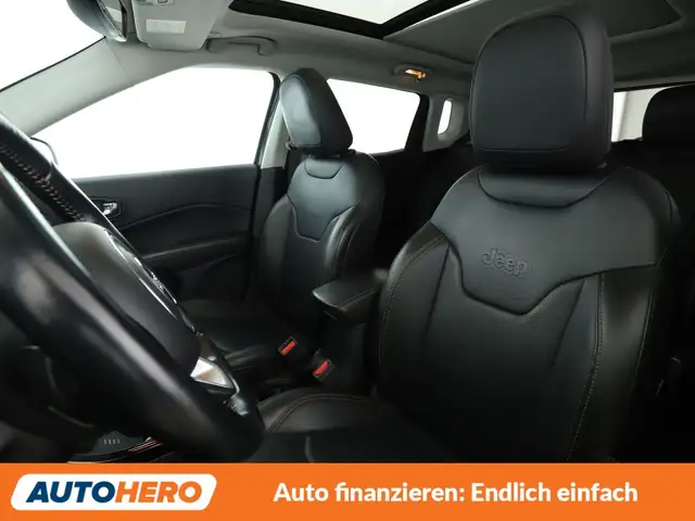 Jeep Compass view 10