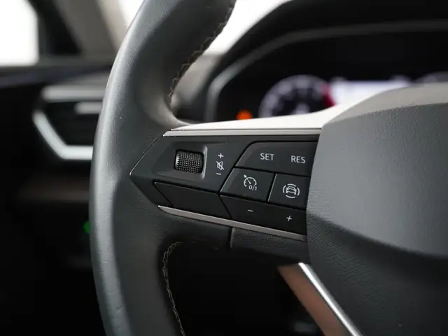 SEAT Leon view 8