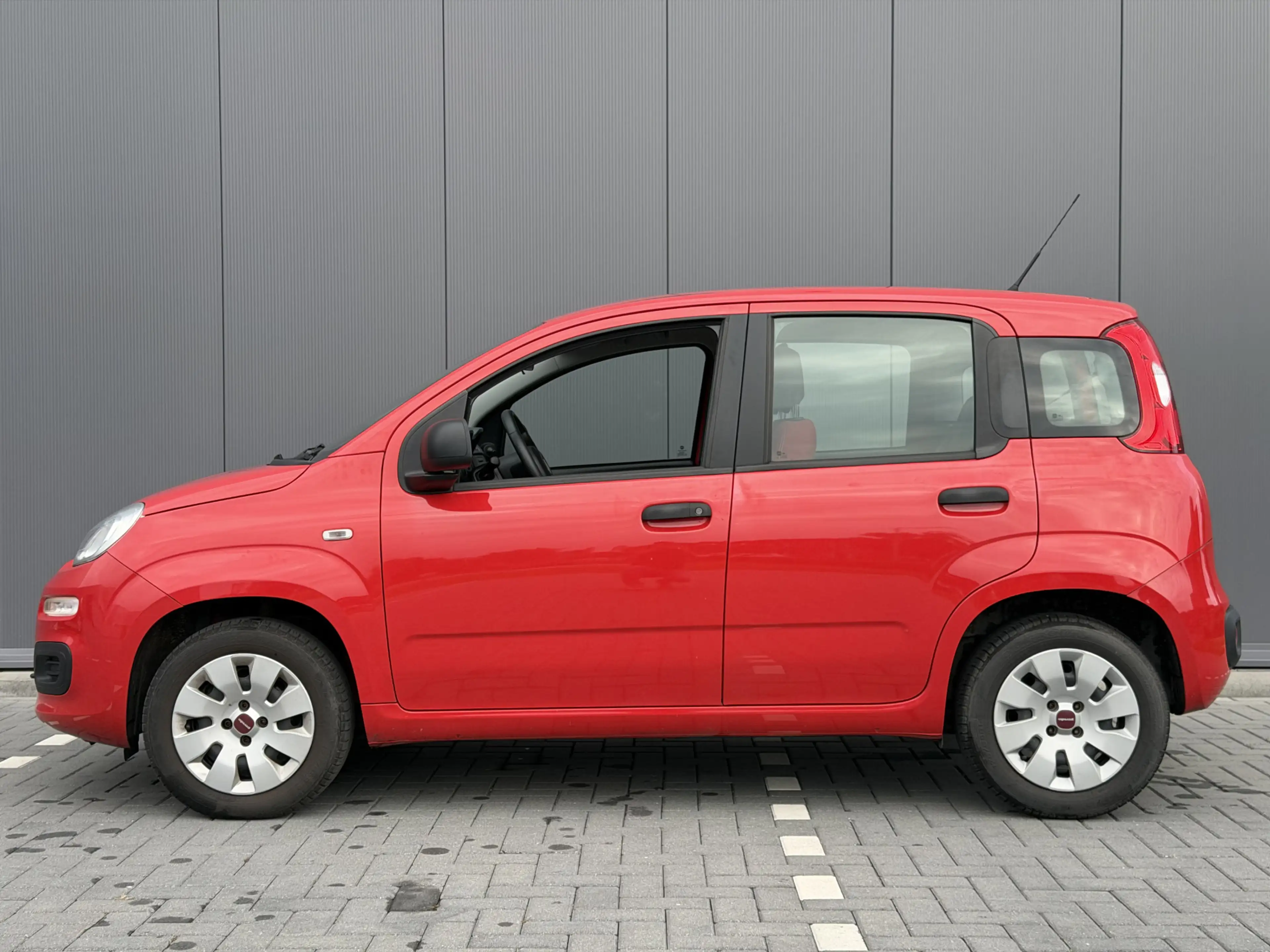 Fiat Panda 0.9 TwinAir Popstar | Airco | RIJKLAAR | NAP — photo 7