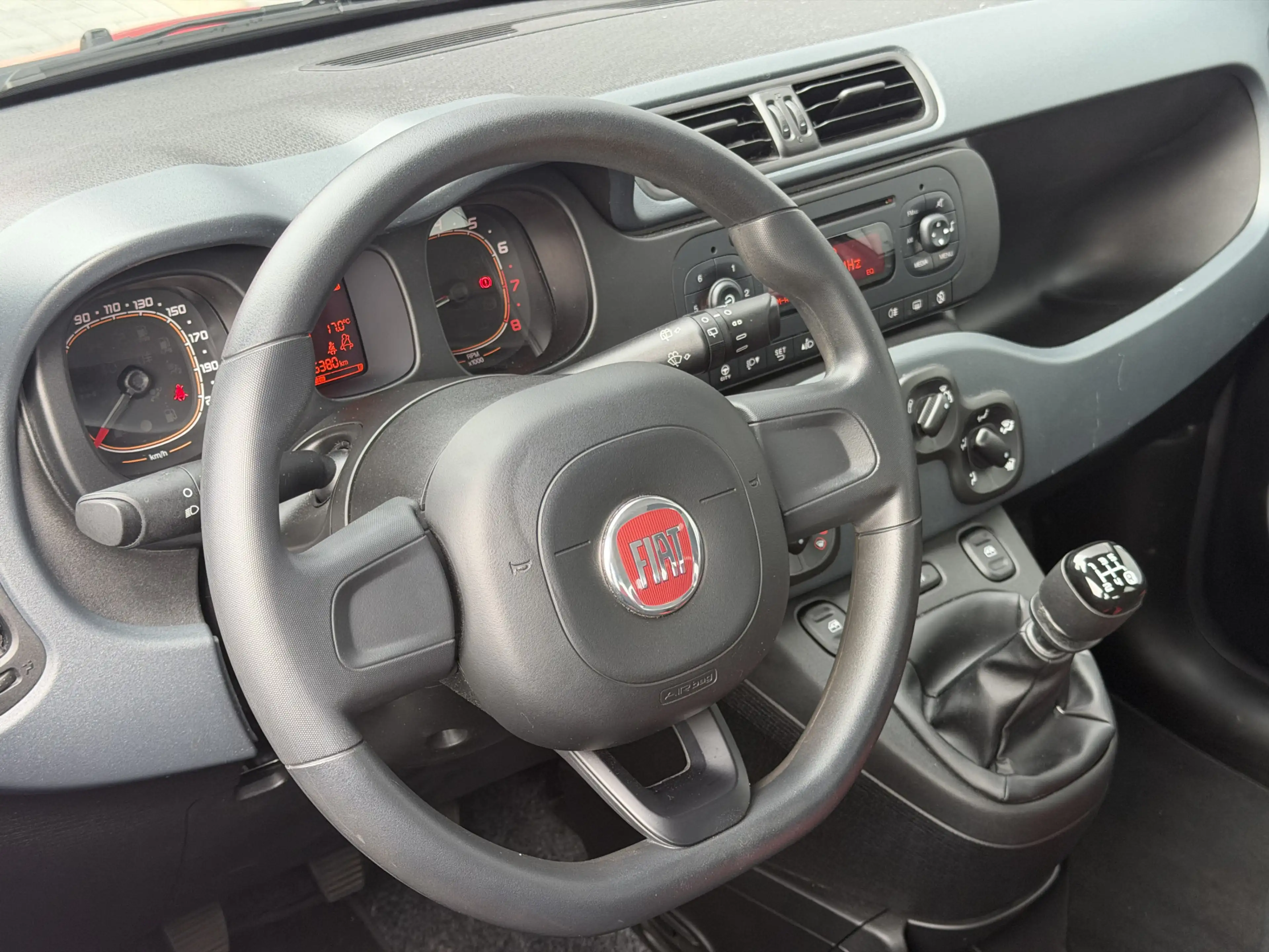 Fiat Panda 0.9 TwinAir Popstar | Airco | RIJKLAAR | NAP — photo 3