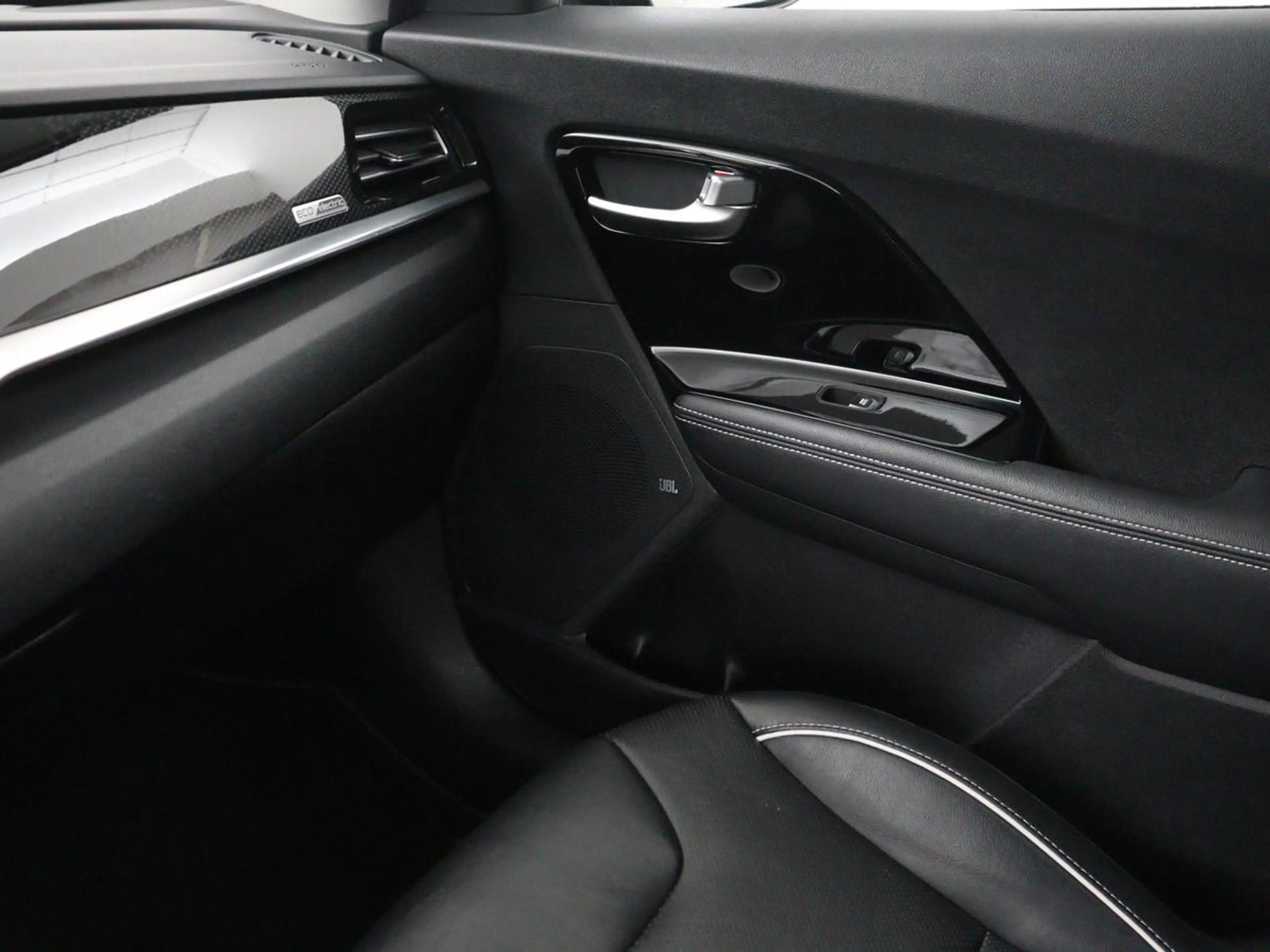 Kia e-Niro DynamicPlusLine 64 kWh | SOH 94,3% | Panoramadak | — photo 35