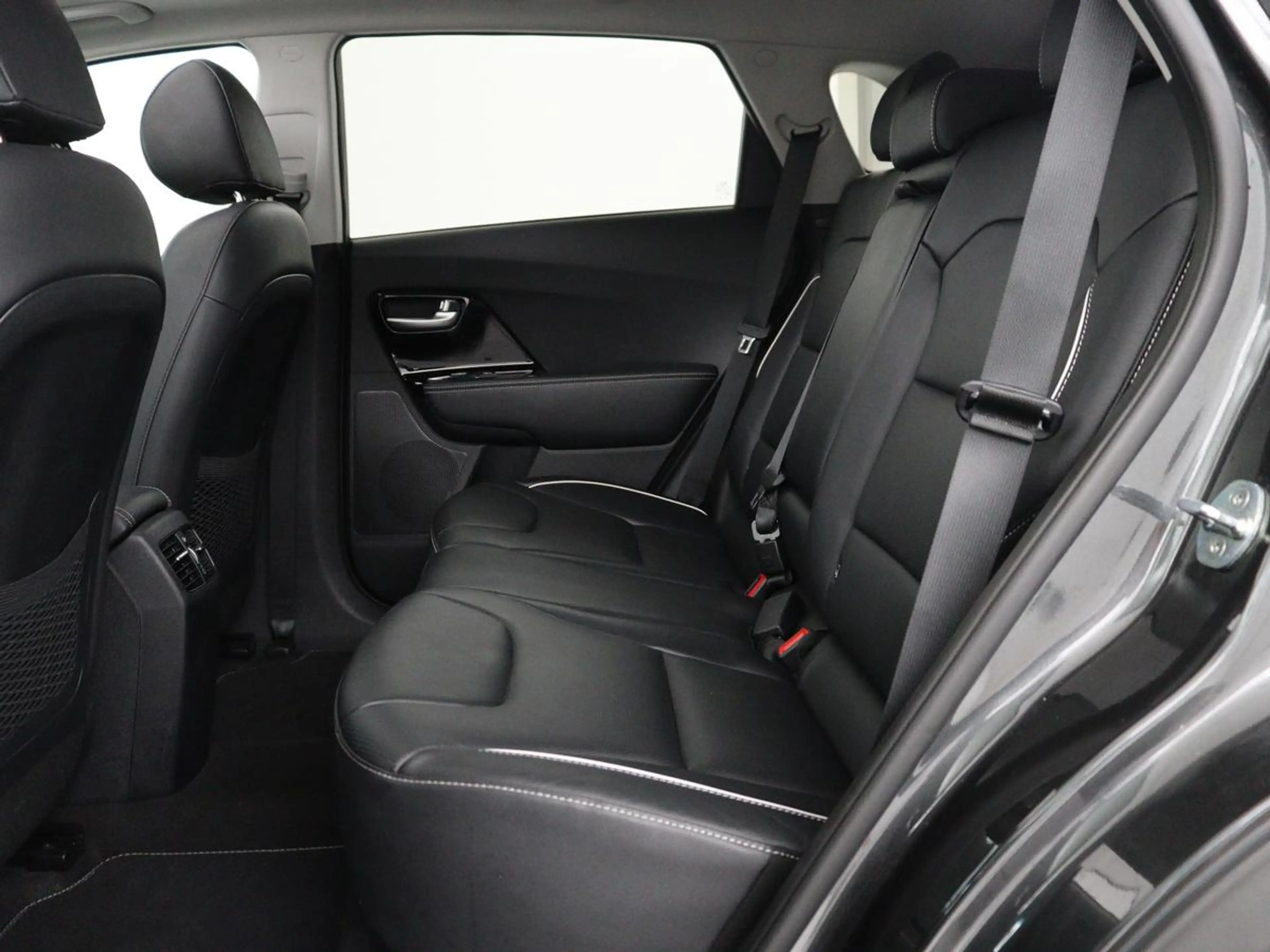 Kia e-Niro DynamicPlusLine 64 kWh | SOH 94,3% | Panoramadak | — photo 10
