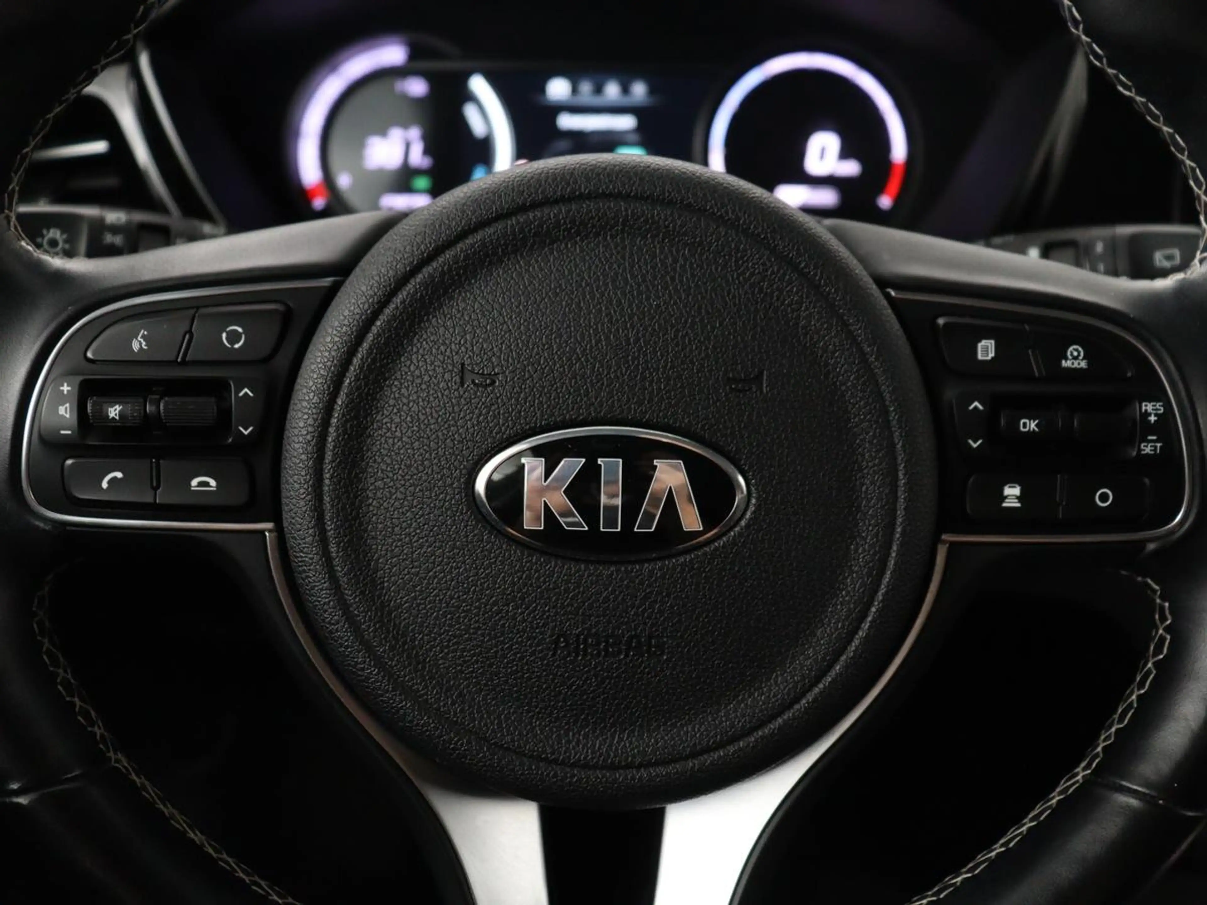 Kia e-Niro DynamicPlusLine 64 kWh | SOH 94,3% | Panoramadak | — photo 13