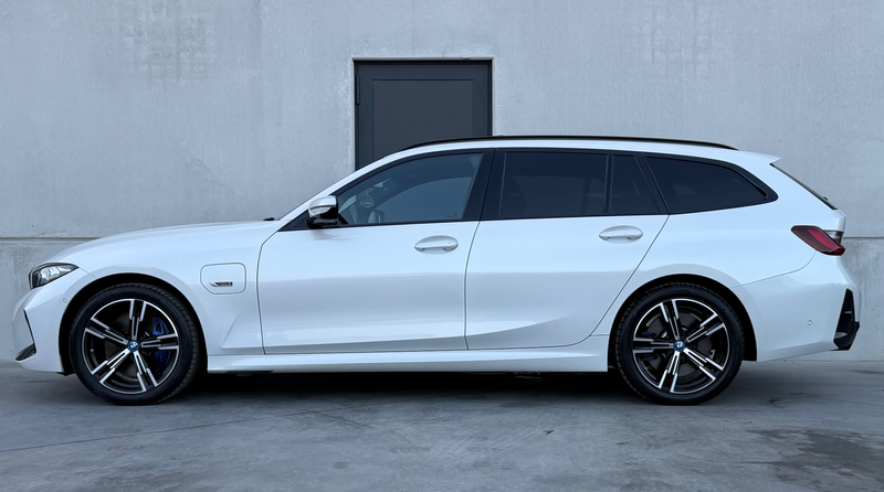 BMW 330 PHEV*M-PACK*PANO*TREKHAAK*COMFORT TOEGANG *MEMORY*SPORT BOOST*LIVE COCKPIT*DRIVING ASSISTANTS*CARPLAY*HEAD-UP — photo 5