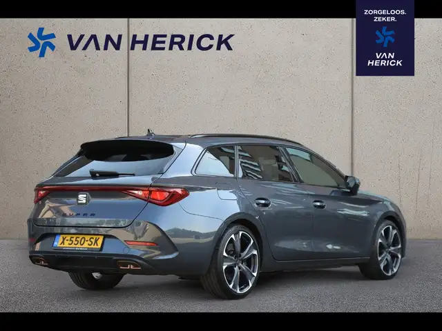 Cupra Leon view 4