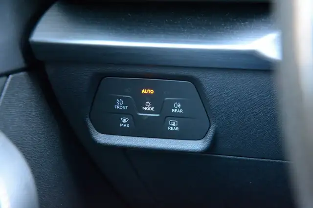 Cupra Leon view 17