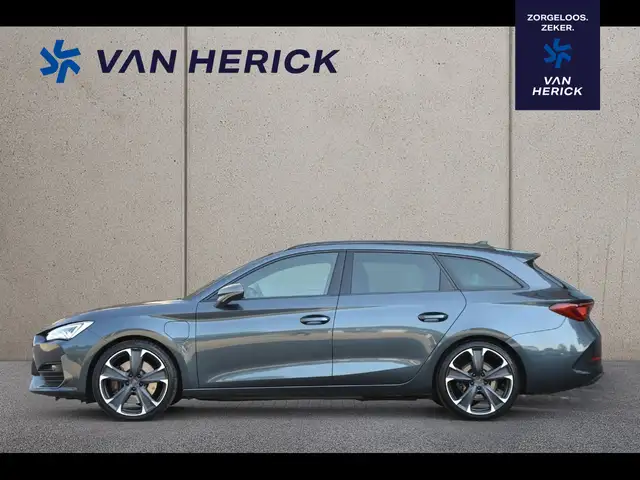 Cupra Leon view 2