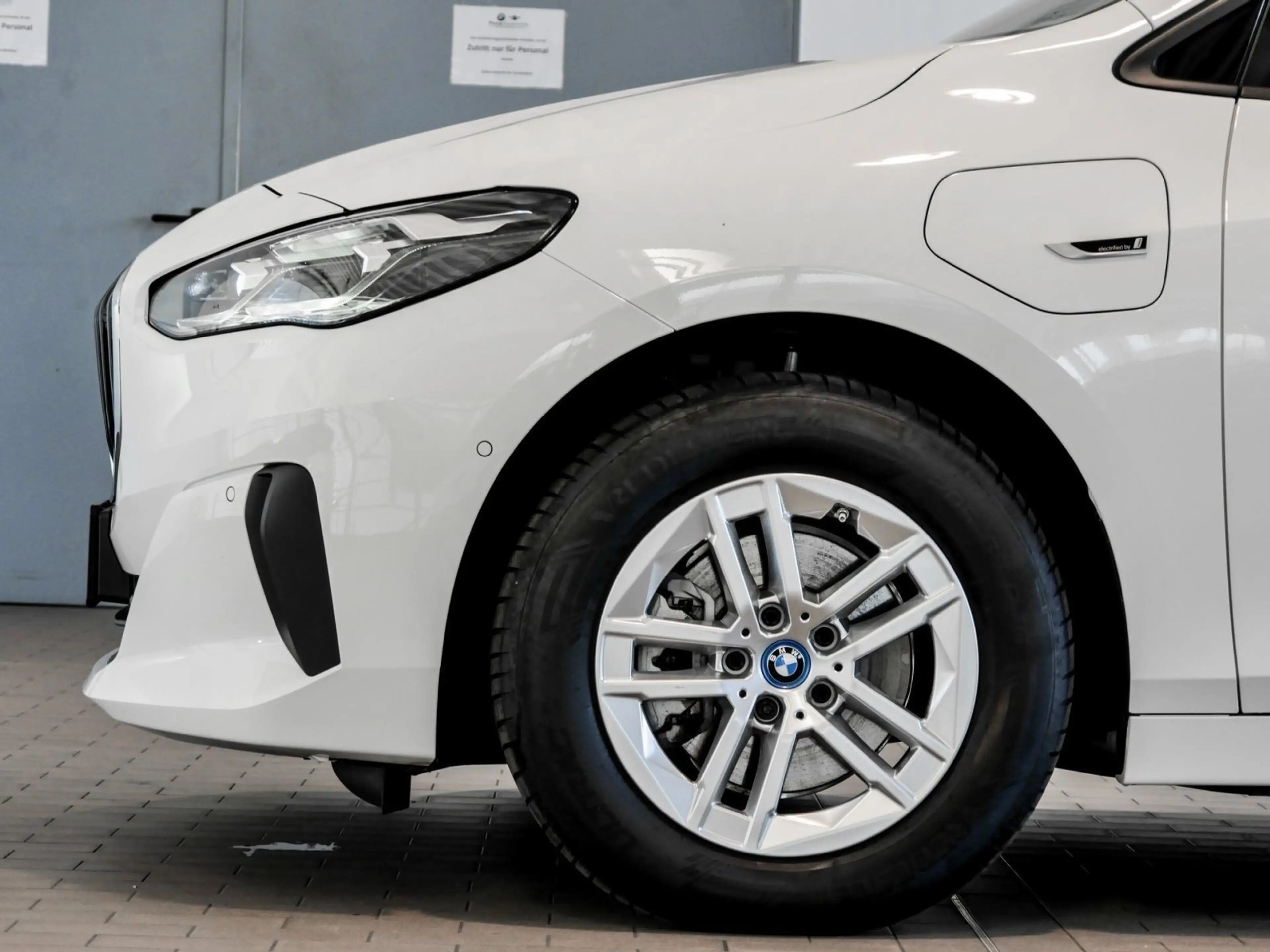 BMW 225 e xDrive Active Tourer Anhängk. Pano DAPlus — photo 6