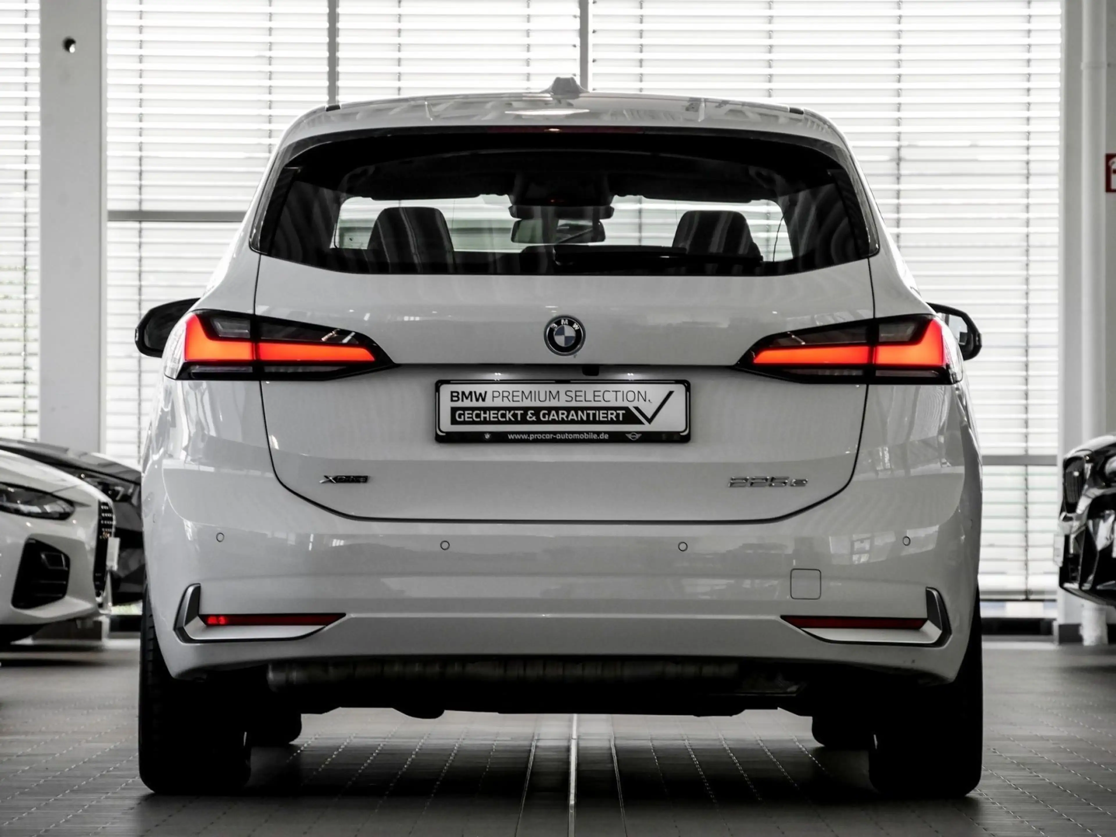 BMW 225 e xDrive Active Tourer Anhängk. Pano DAPlus — photo 4