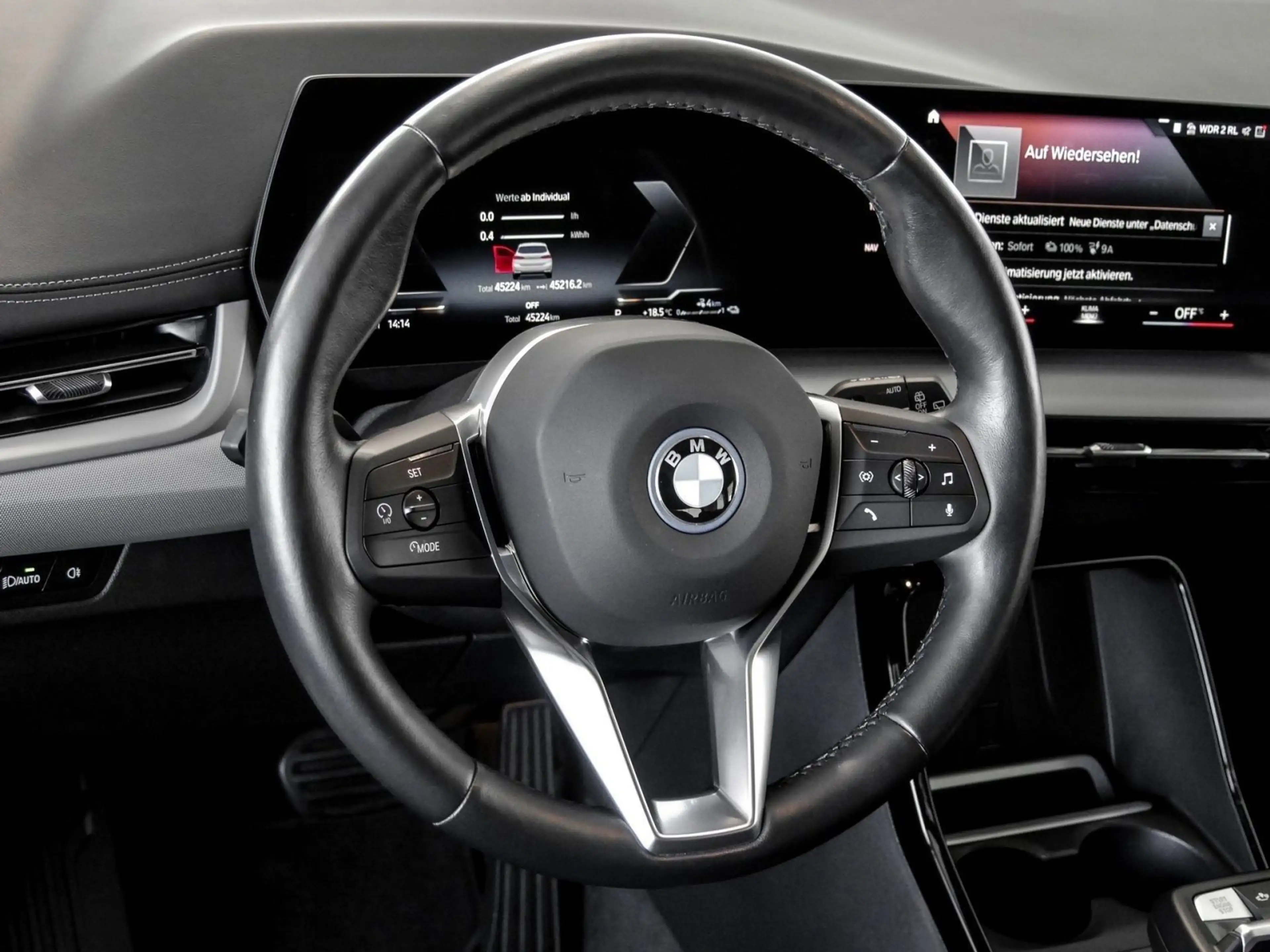 BMW 225 e xDrive Active Tourer Anhängk. Pano DAPlus — photo 13