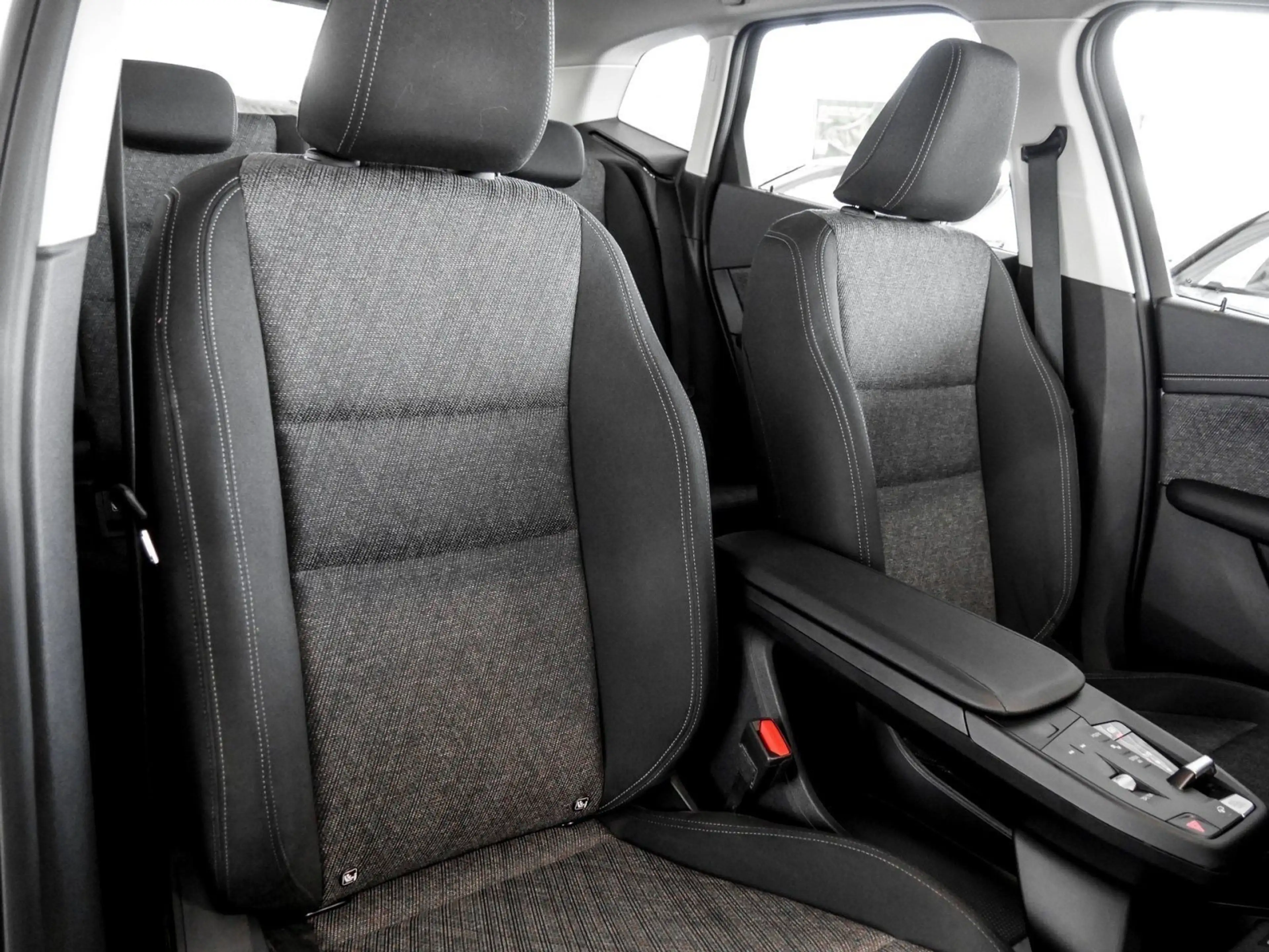 BMW 225 e xDrive Active Tourer Anhängk. Pano DAPlus — photo 9