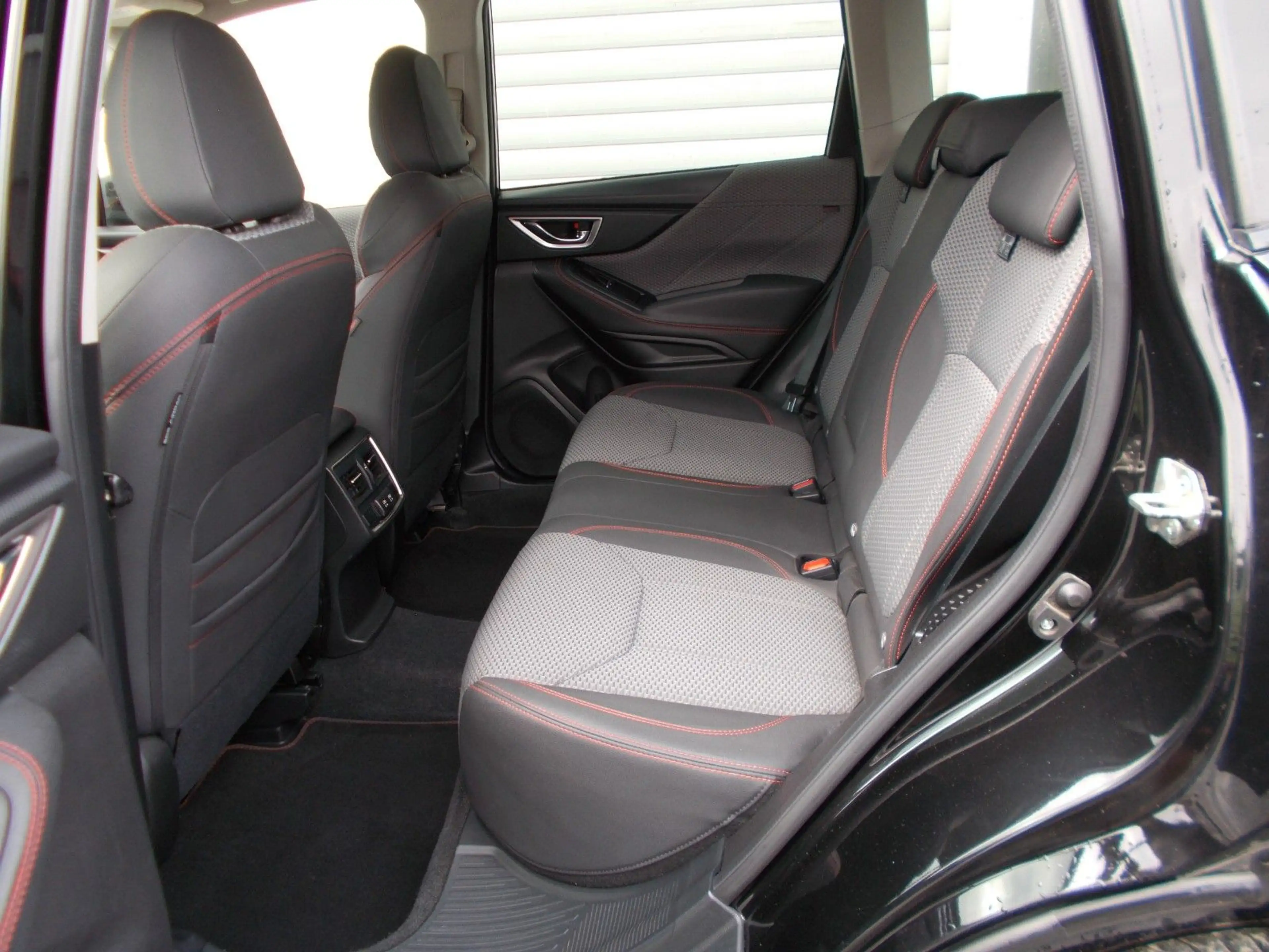 Subaru Forester Edition Sport 40 Hybrid 110KW,AHK, — photo 9