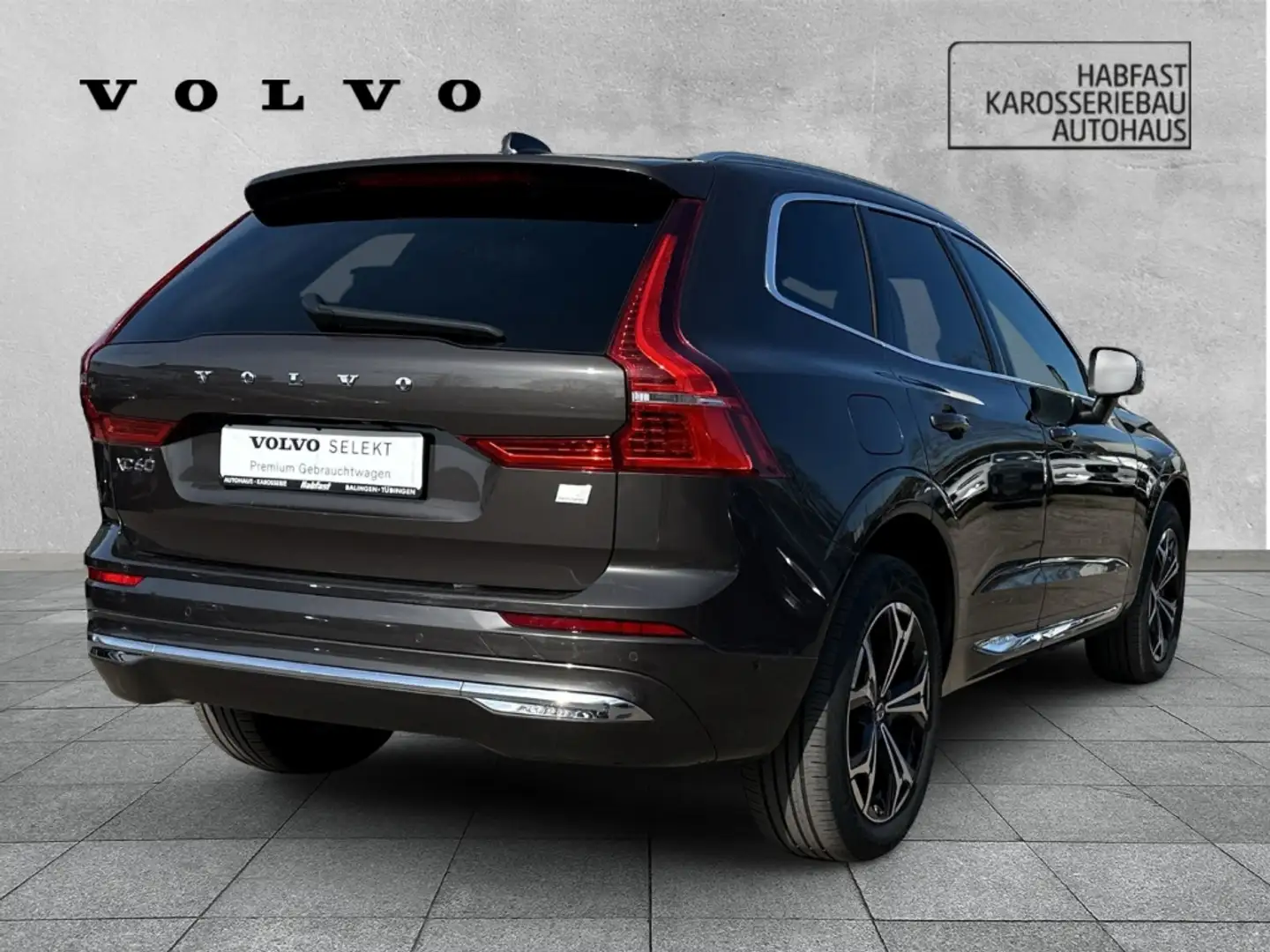 Volvo XC60 Inscription Expression Recharge Plug-In Hybrid AWD Grau - 2