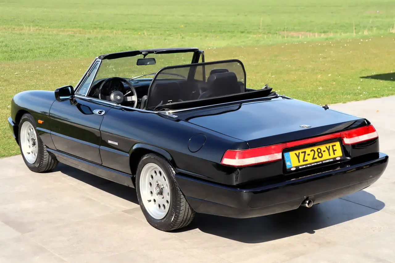 Alfa Romeo Spider Veloce 2.0 - Low Mileage, foto 3