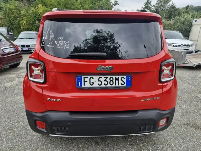 Jeep Renegade view 8