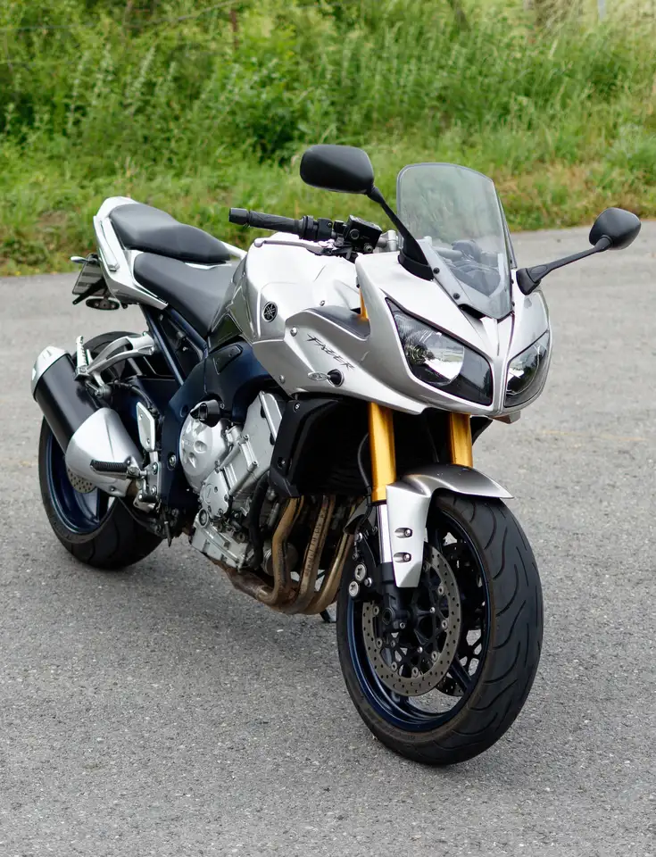 Yamaha FZ 1