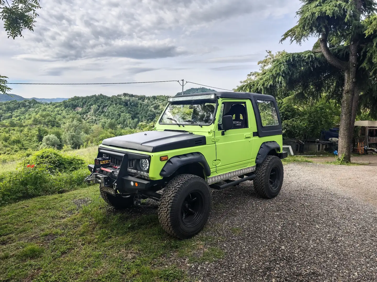 Suzuki Santana sj413 - 1