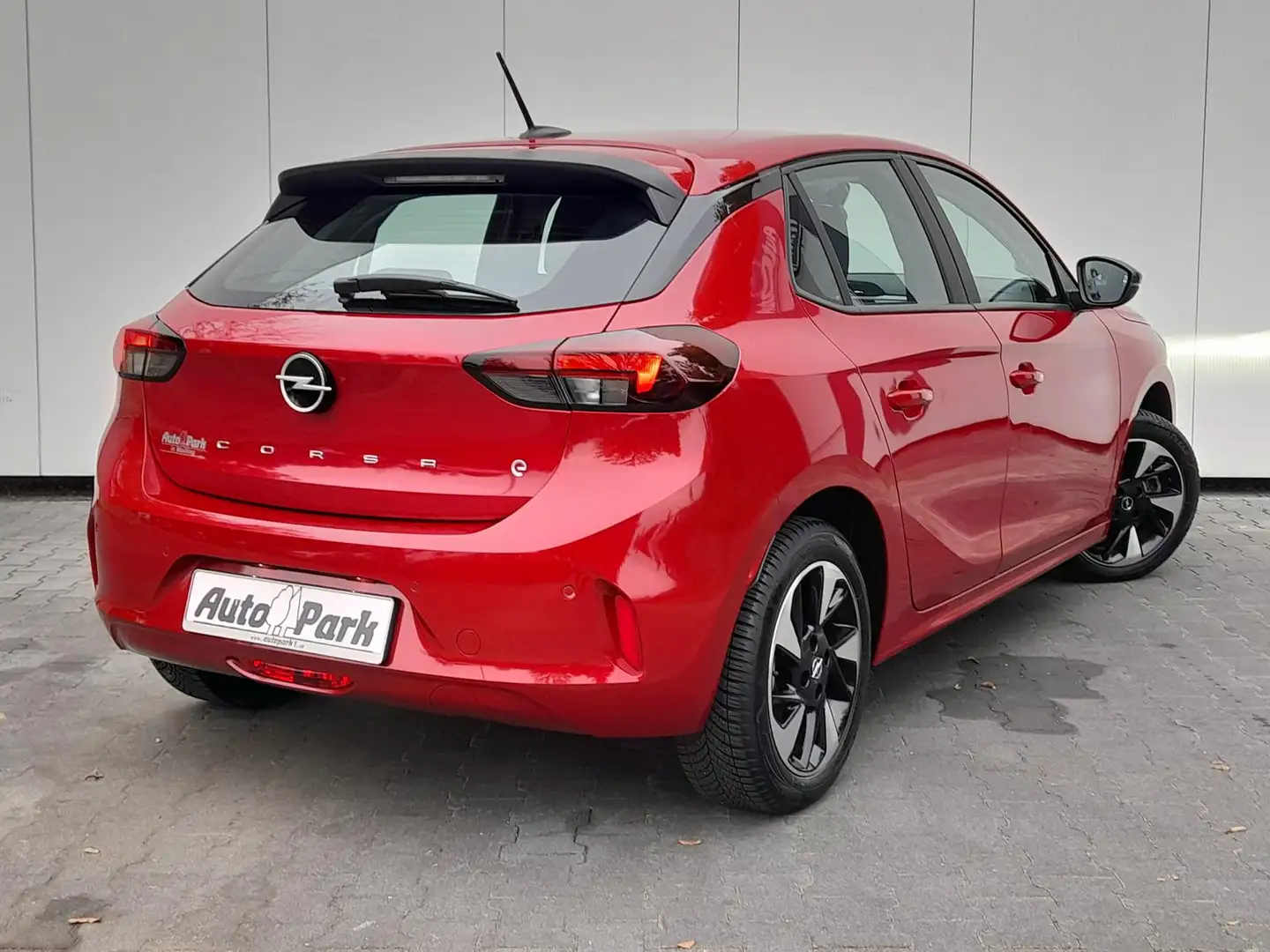 Opel Corsa F e Edition NAVI/APP~2xPDC~SHZ~LED~LHZ~DAB Rouge - 2