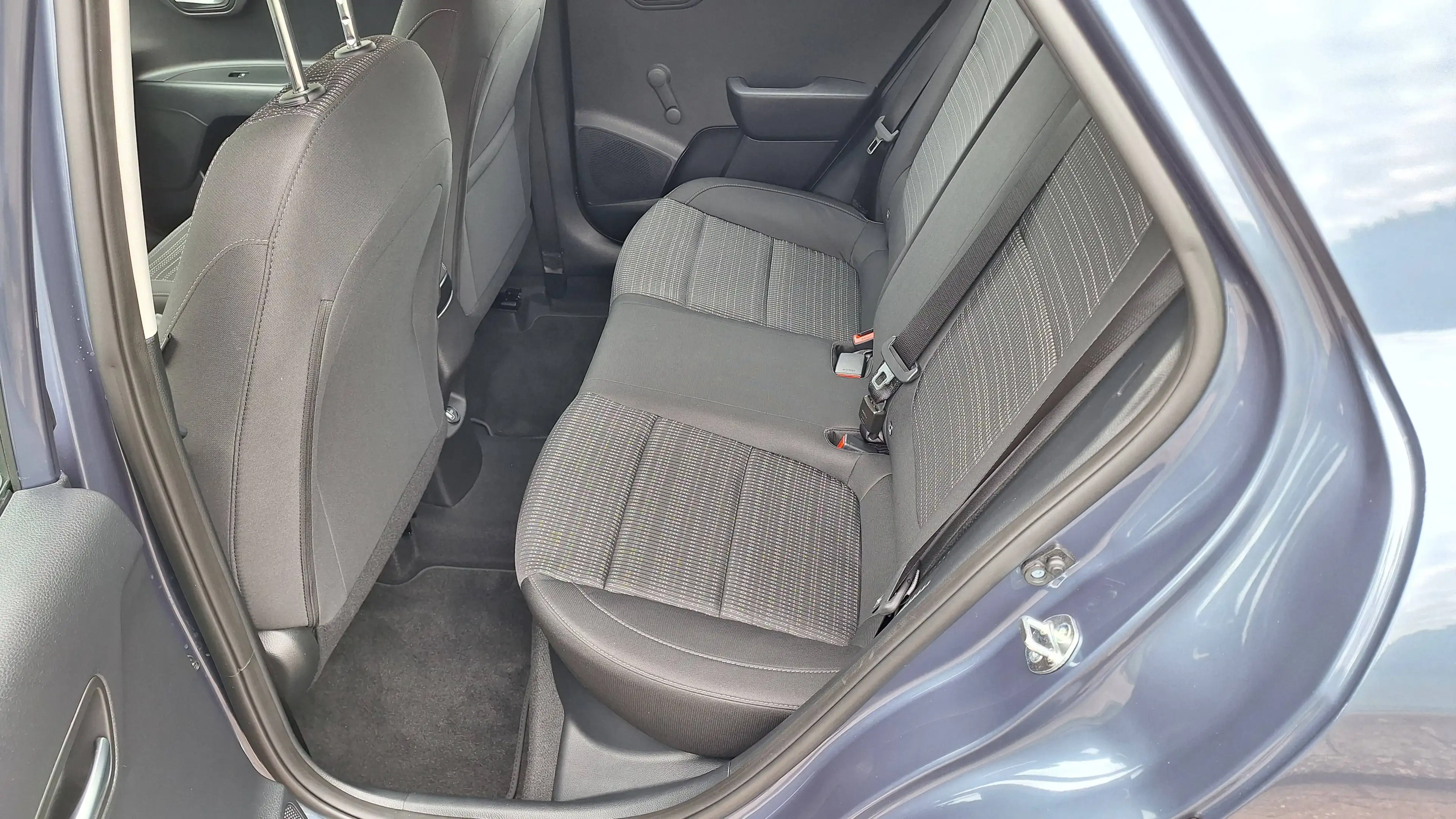 Kia Stonic 1.0 T-GDi MHEV Dynamic Plus Line NED AUTO — photo 6