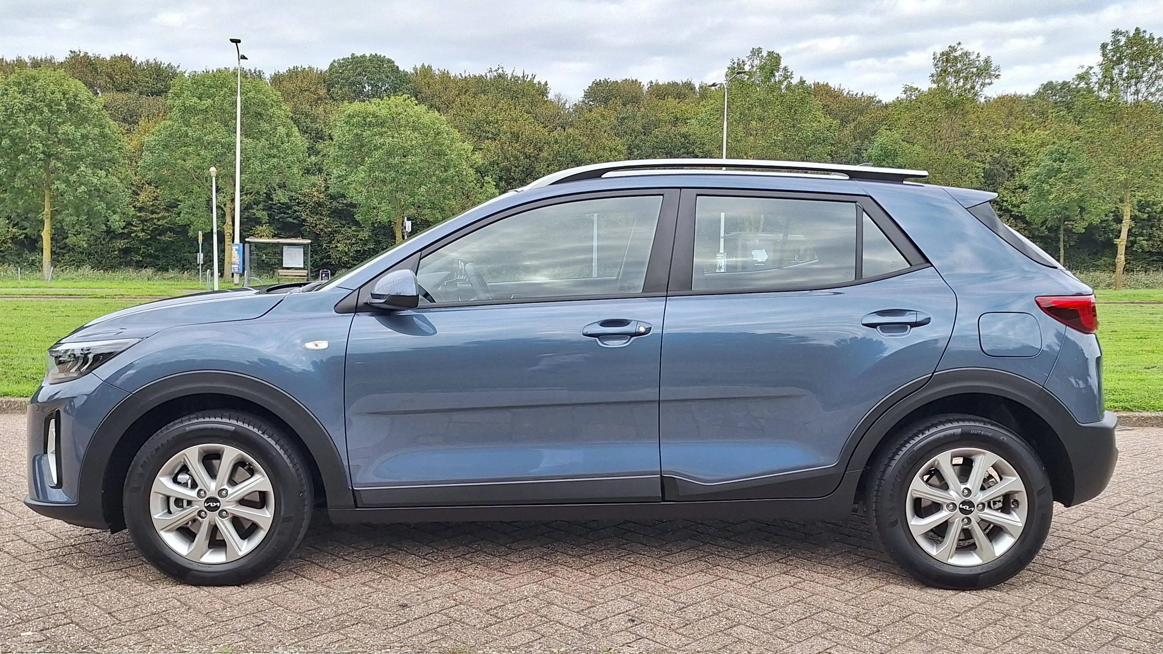 Kia Stonic 1.0 T-GDi MHEV Dynamic Plus Line NED AUTO — photo 10