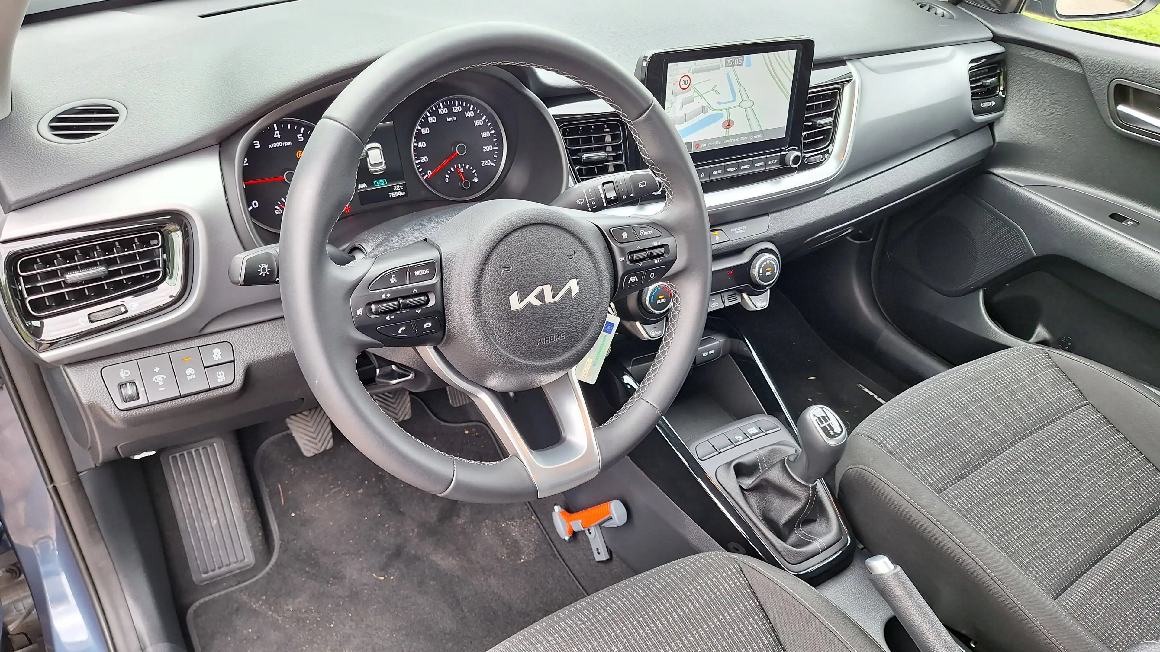 Kia Stonic 1.0 T-GDi MHEV Dynamic Plus Line NED AUTO — photo 13