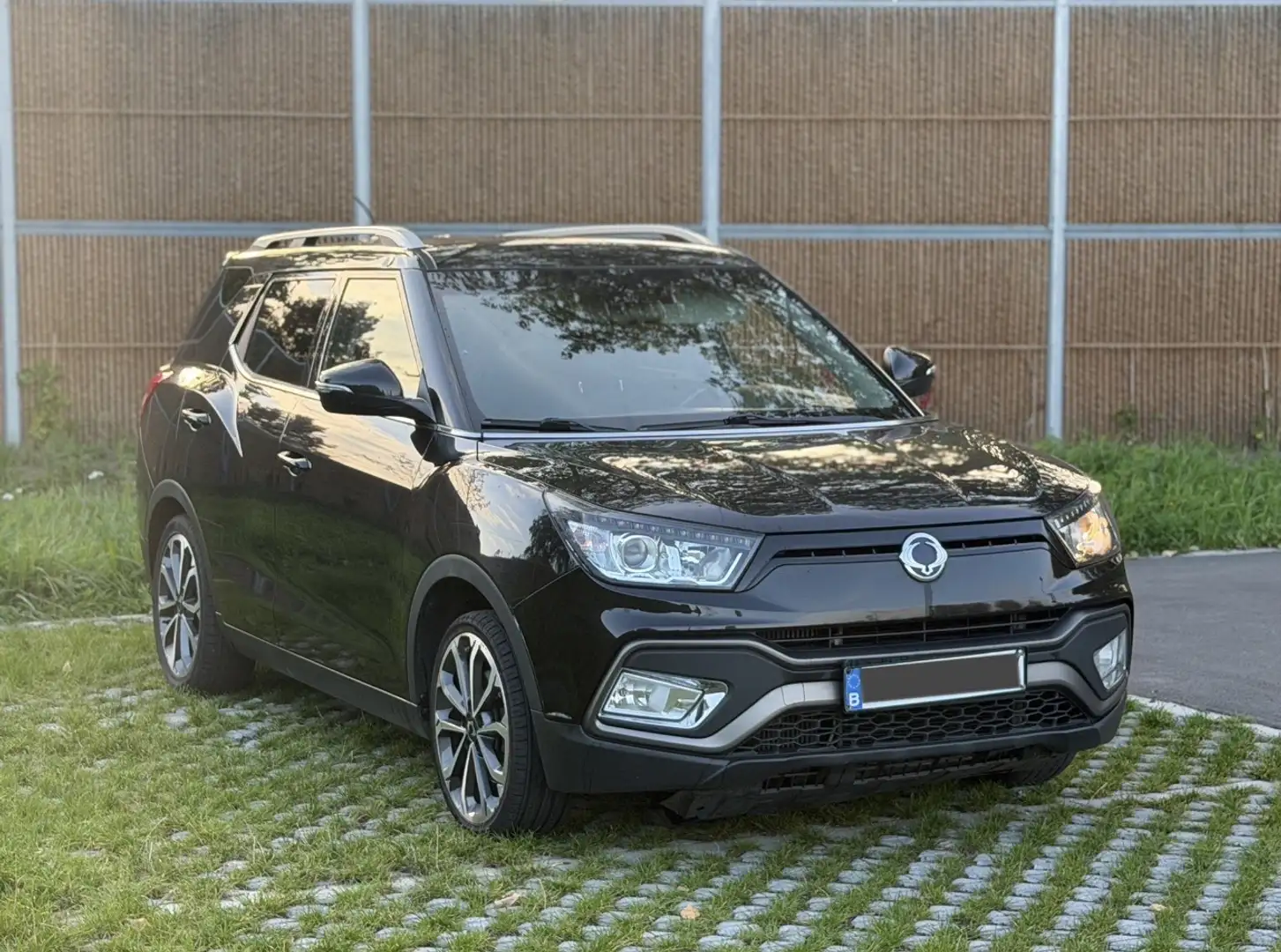 SsangYong XLV 1.6 e-XDi 2WD Quartz ISG - 2